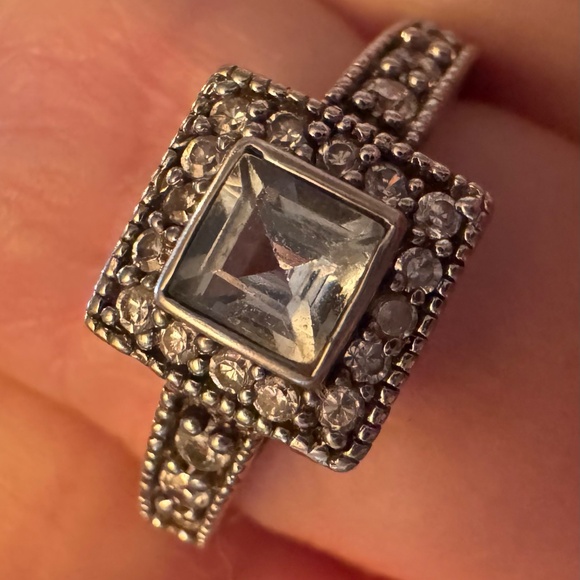 Silver diamonelle ring - Picture 4 of 4